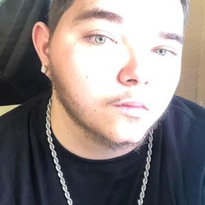 Meet your Posher, Aaron